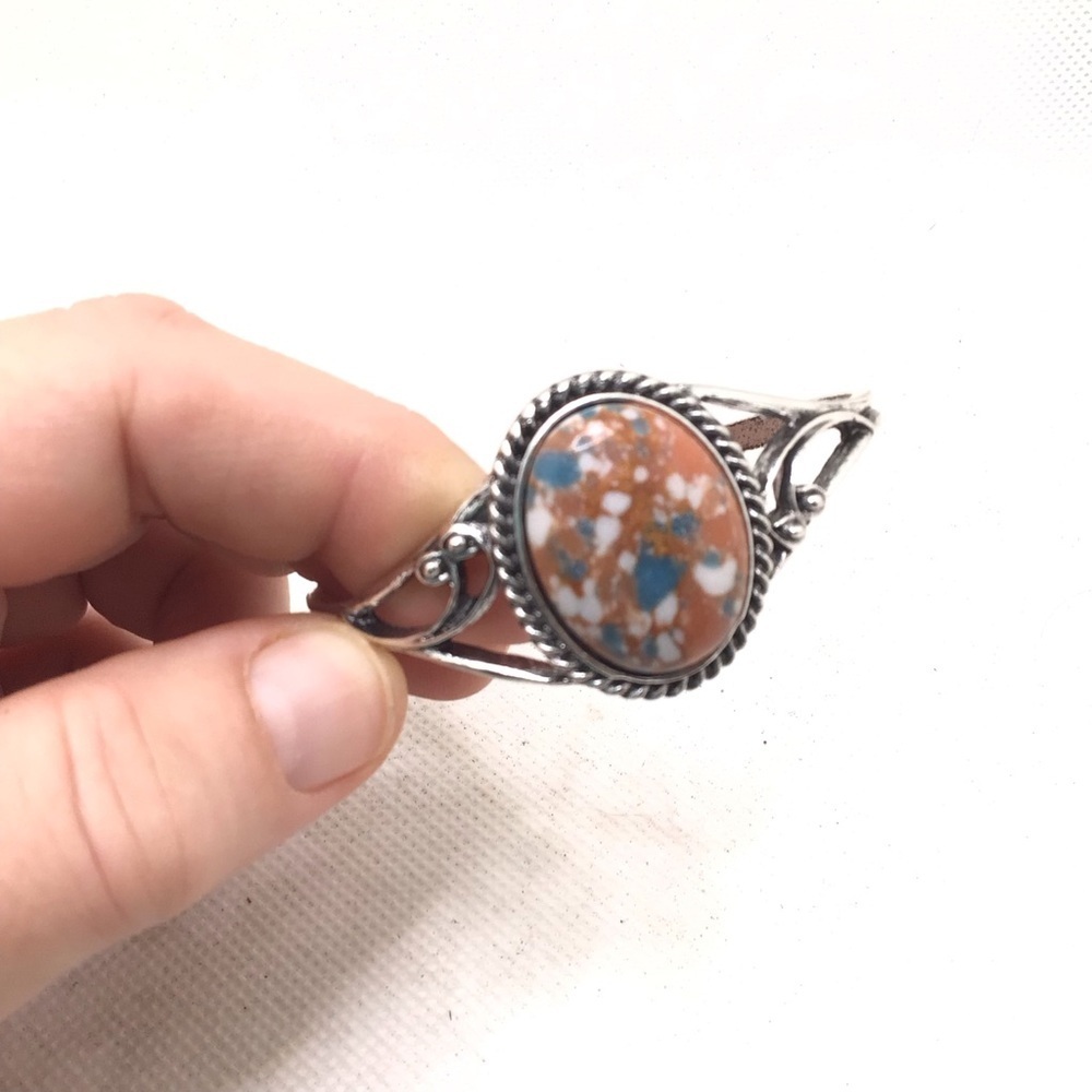 Boho Vintage Style Oval Faux Turquoise Inlaid Cuff Bracelet - Picture 5 of 9
